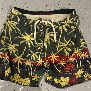Polo by Ralph Lauren Men's Palm Print Swim Shorts - Green and Red